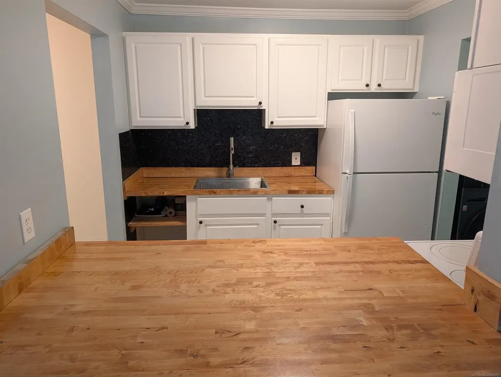 2911 Seymour Lake Road Oxford Charter Township MI 48371