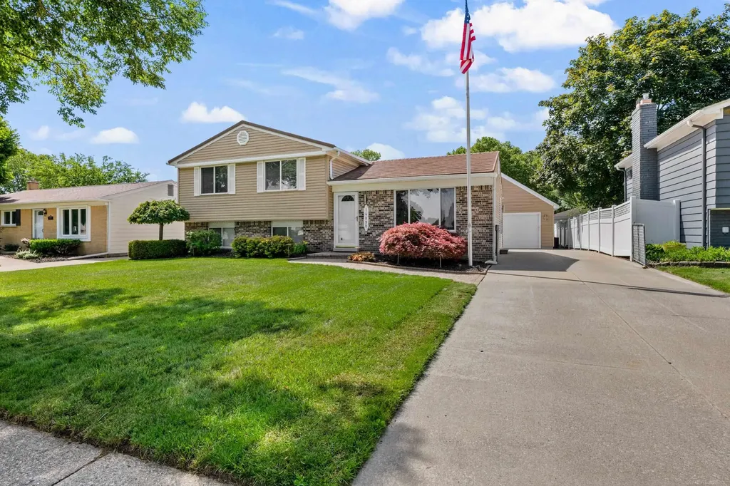 14890 Alma Drive Sterling Heights City MI 48313
