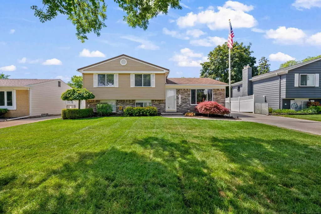 14890 Alma Drive Sterling Heights City MI 48313
