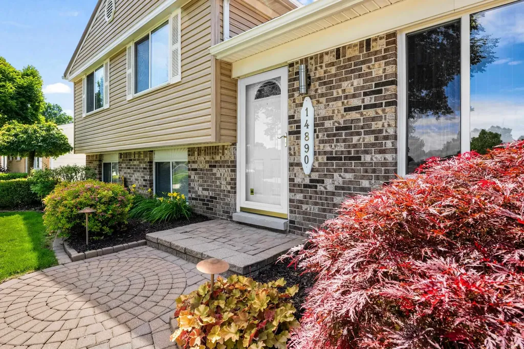 14890 Alma Drive Sterling Heights City MI 48313