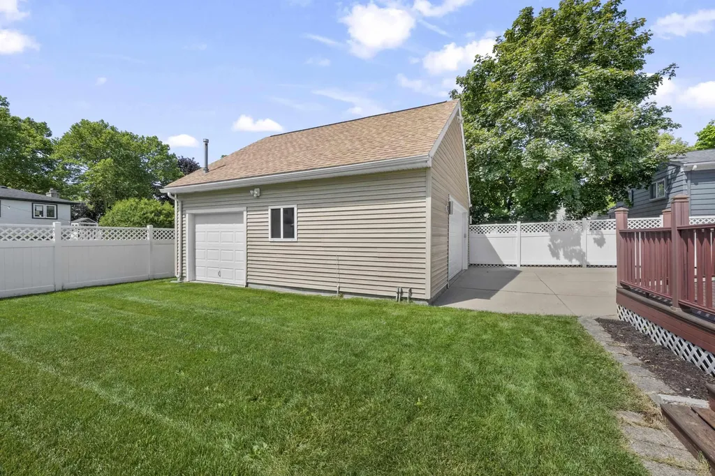 14890 Alma Drive Sterling Heights City MI 48313