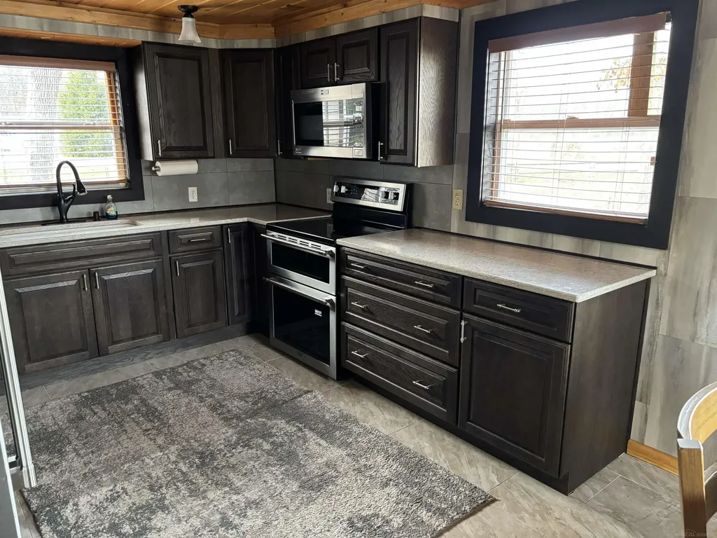 2901 Cathey Street Harrison City MI 48625