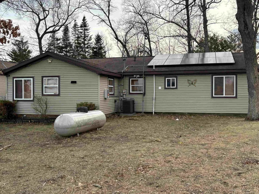 2901 Cathey Street Harrison City MI 48625
