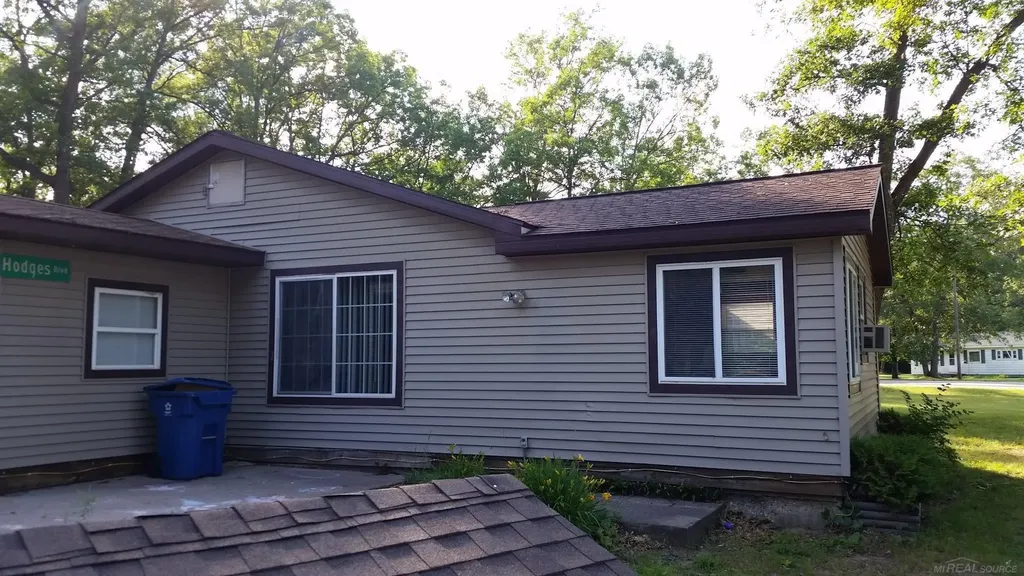 2901 Cathey Street Harrison City MI 48625