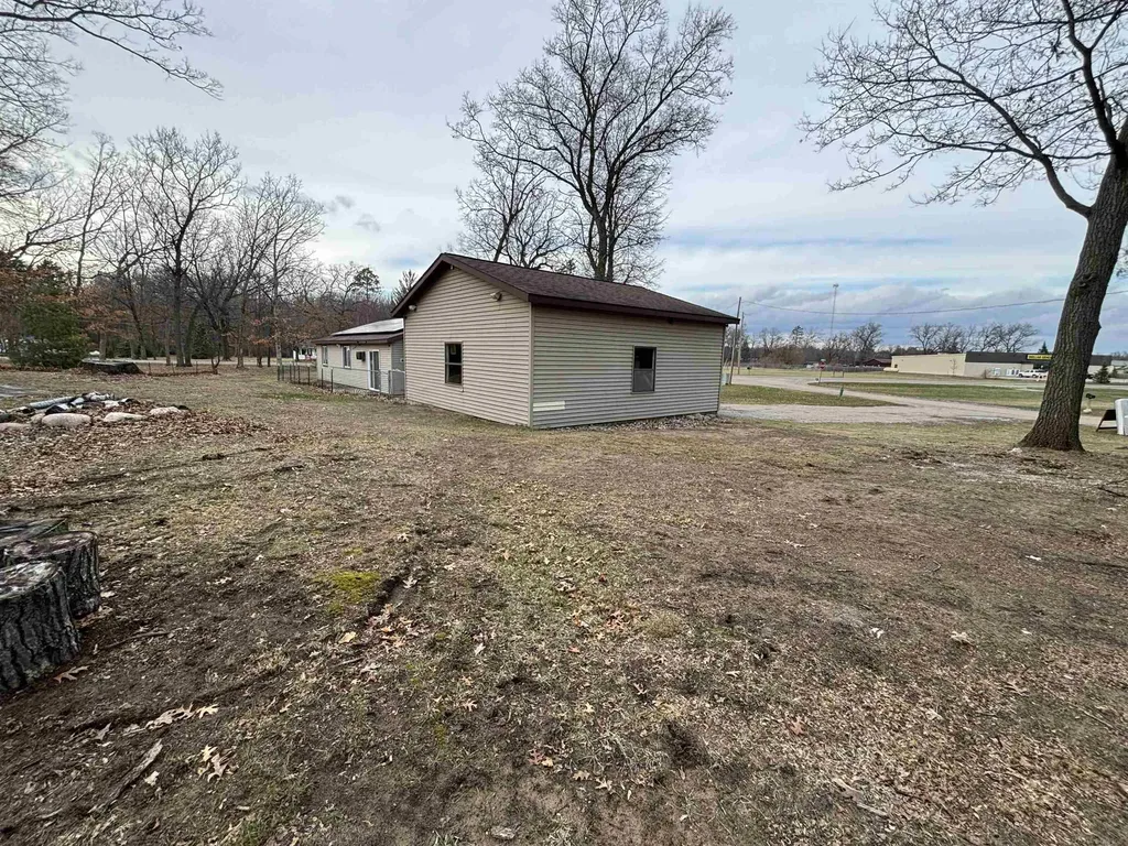 2901 Cathey Street Harrison City MI 48625