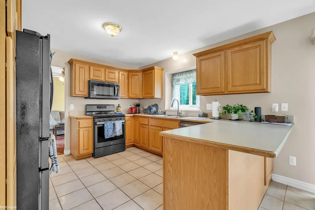 232 Liberty Avenue Marysville City MI 48040