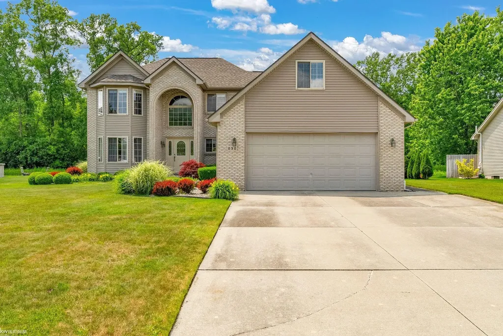 232 Liberty Avenue Marysville City MI 48040