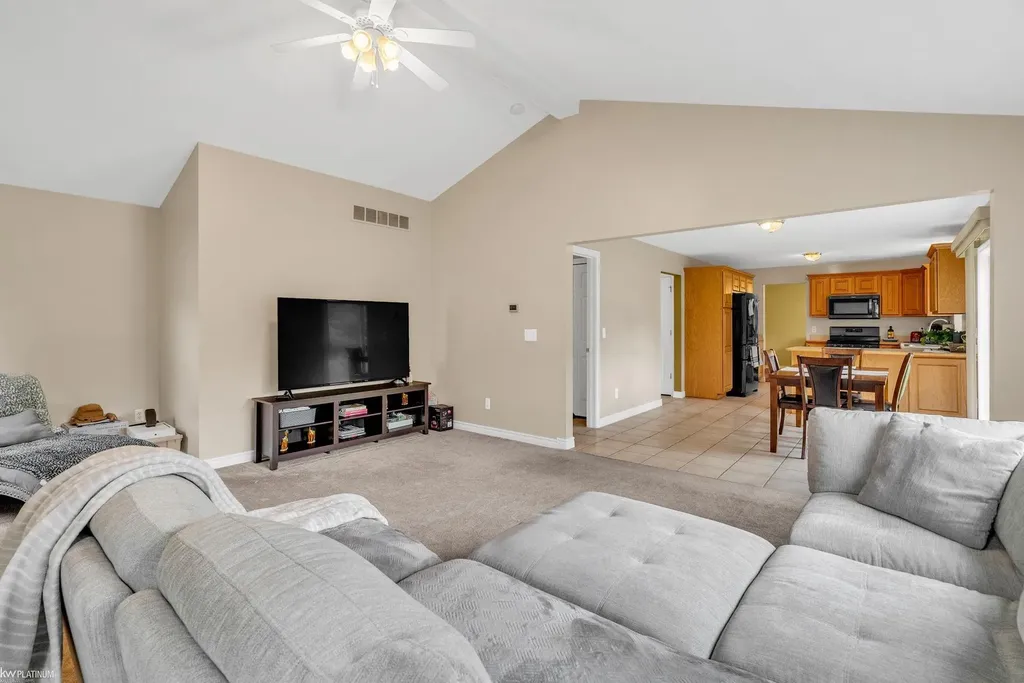 232 Liberty Avenue Marysville City MI 48040