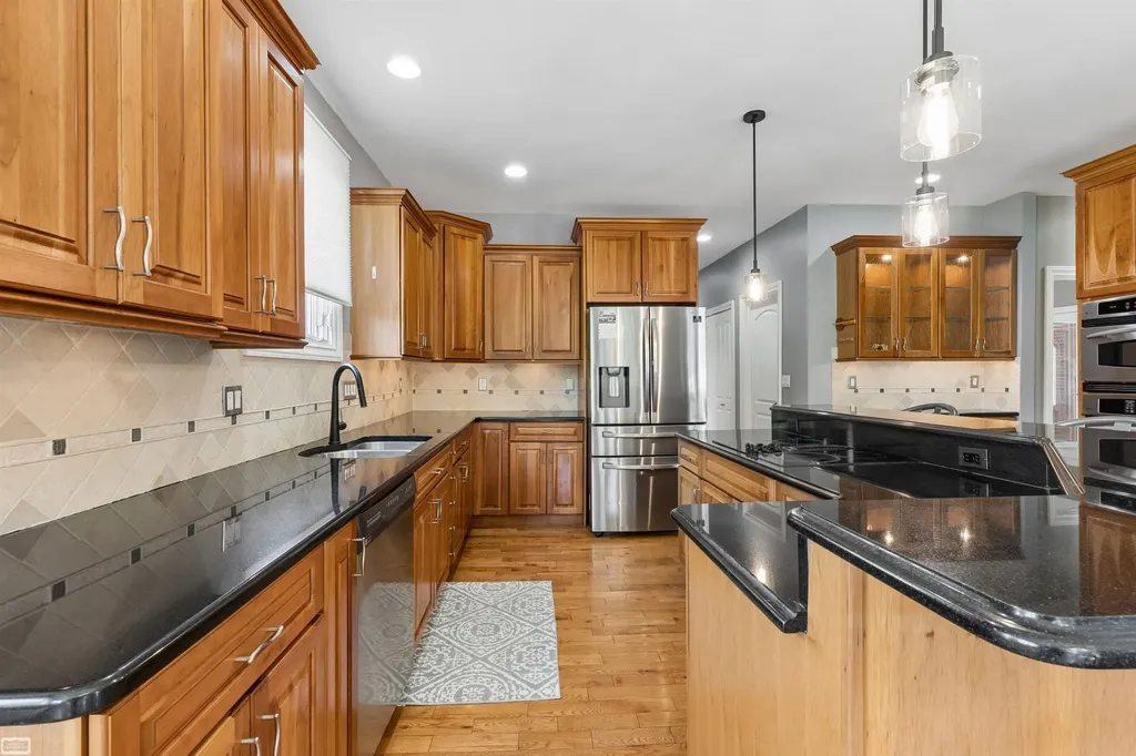 26578 Harvest Dr Drive Chesterfield Township MI 48051
