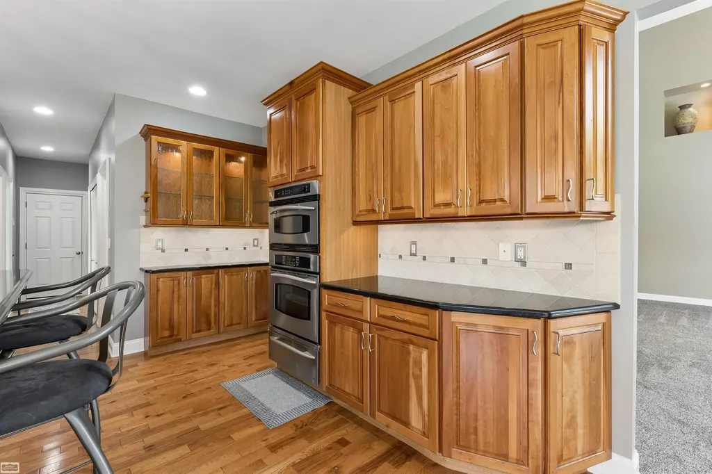26578 Harvest Dr Drive Chesterfield Township MI 48051