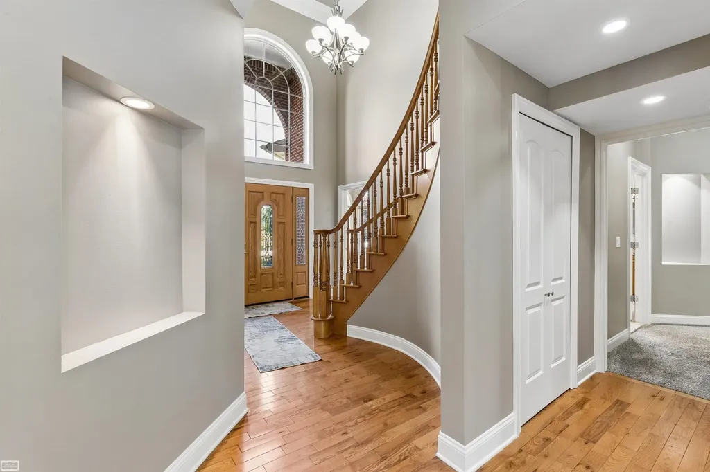 26578 Harvest Dr Drive Chesterfield Township MI 48051
