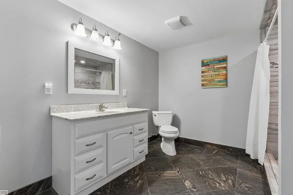 26578 Harvest Dr Drive Chesterfield Township MI 48051