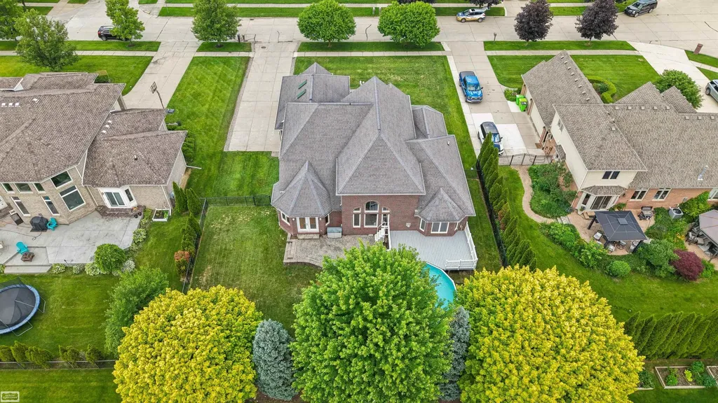26578 Harvest Dr Drive Chesterfield Township MI 48051