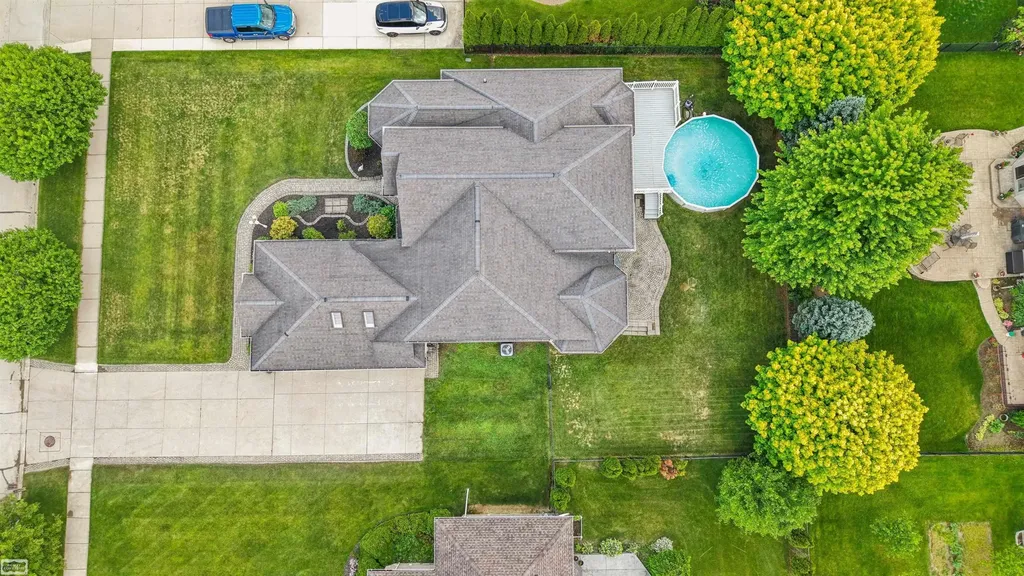 26578 Harvest Dr Drive Chesterfield Township MI 48051