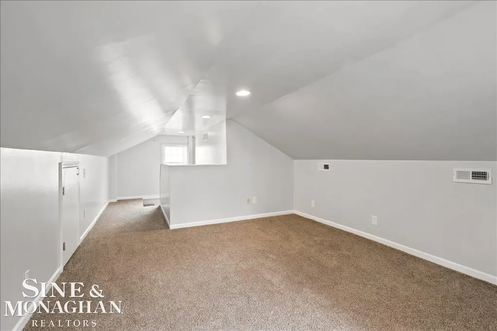 15743 Ash Avenue Eastpointe City MI 48021