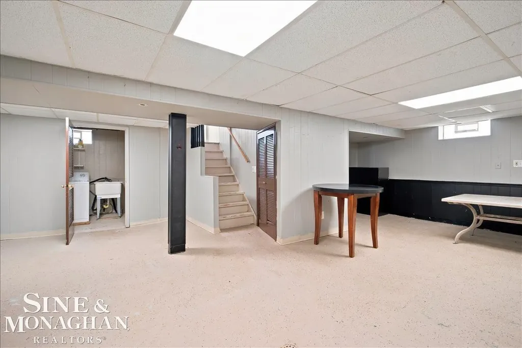 15743 Ash Avenue Eastpointe City MI 48021