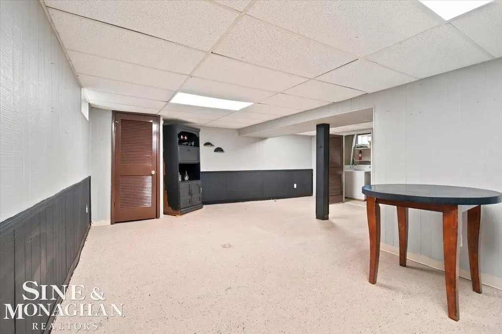 15743 Ash Avenue Eastpointe City MI 48021