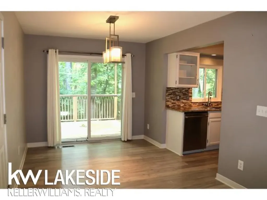 5096 Mohawk Avenue Independence Charter Township MI 48348