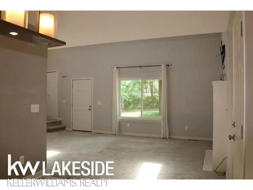 5096 Mohawk Avenue Independence Charter Township MI 48348