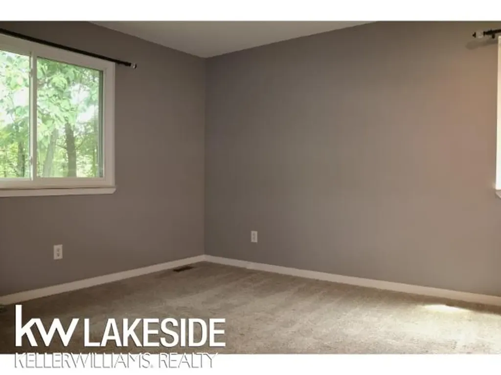 5096 Mohawk Avenue Independence Charter Township MI 48348