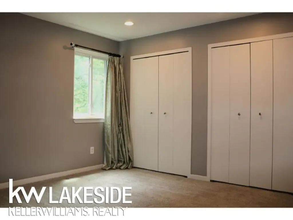5096 Mohawk Avenue Independence Charter Township MI 48348