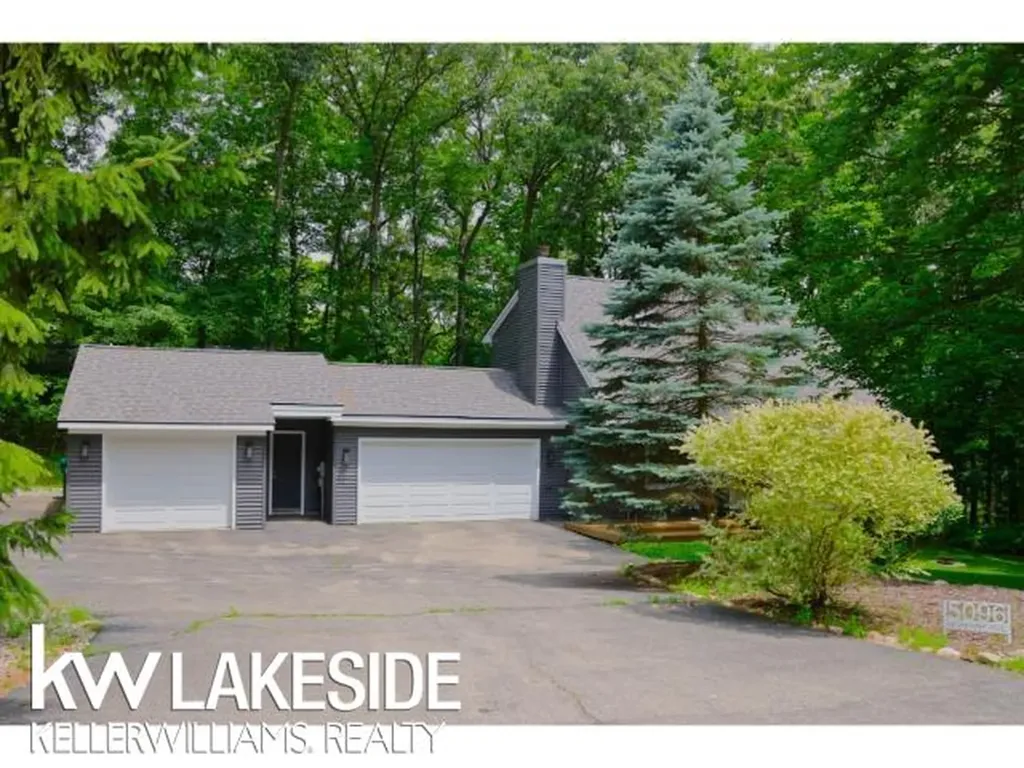5096 Mohawk Avenue Independence Charter Township MI 48348