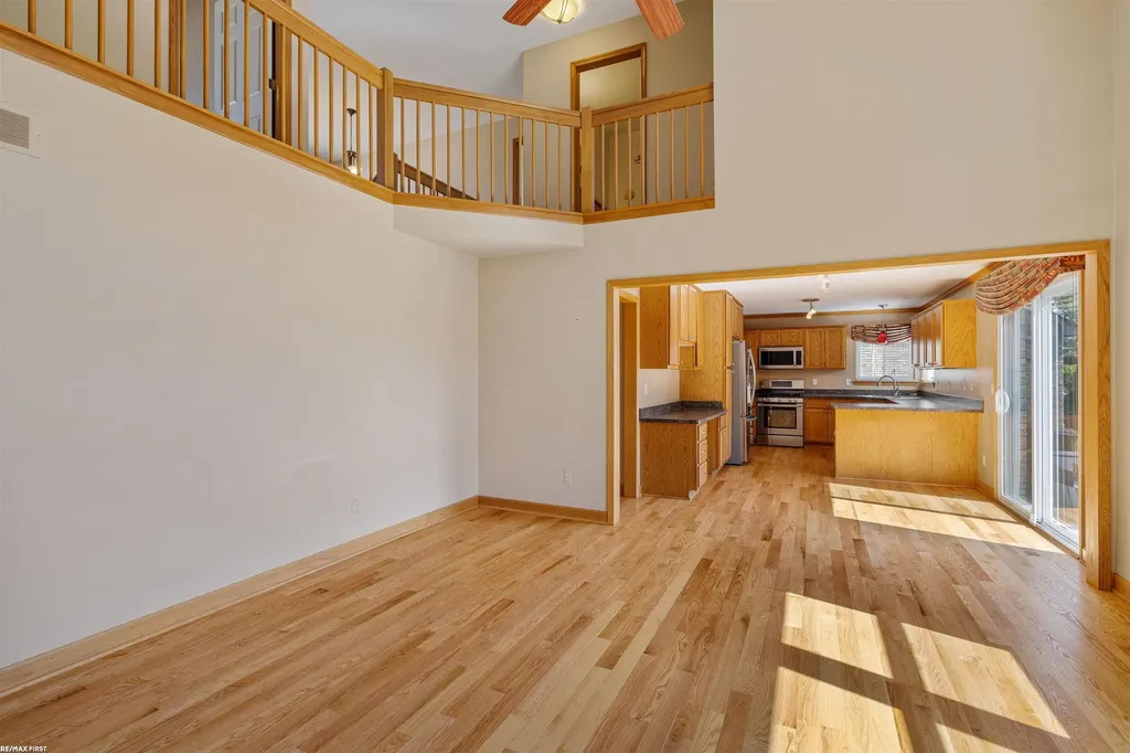 52282 Birch Court Chesterfield Township MI 48047