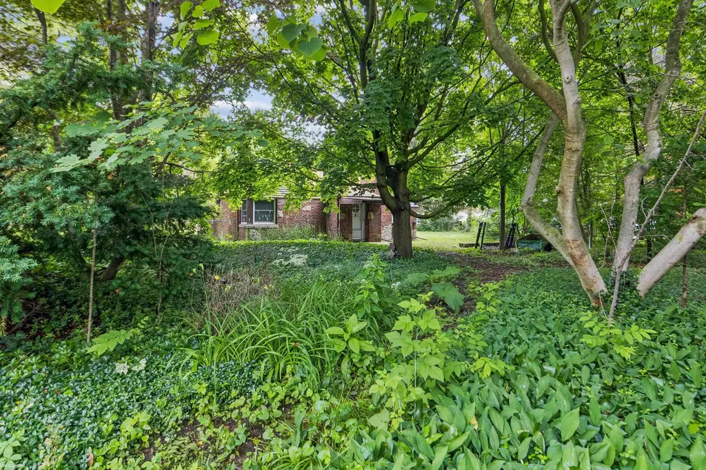 3000 W Water Street Port Huron Charter Township MI 48060