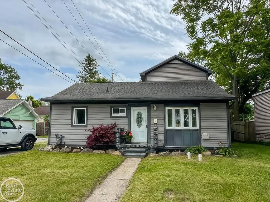 1116 Garfield Street Port Huron City MI 48060