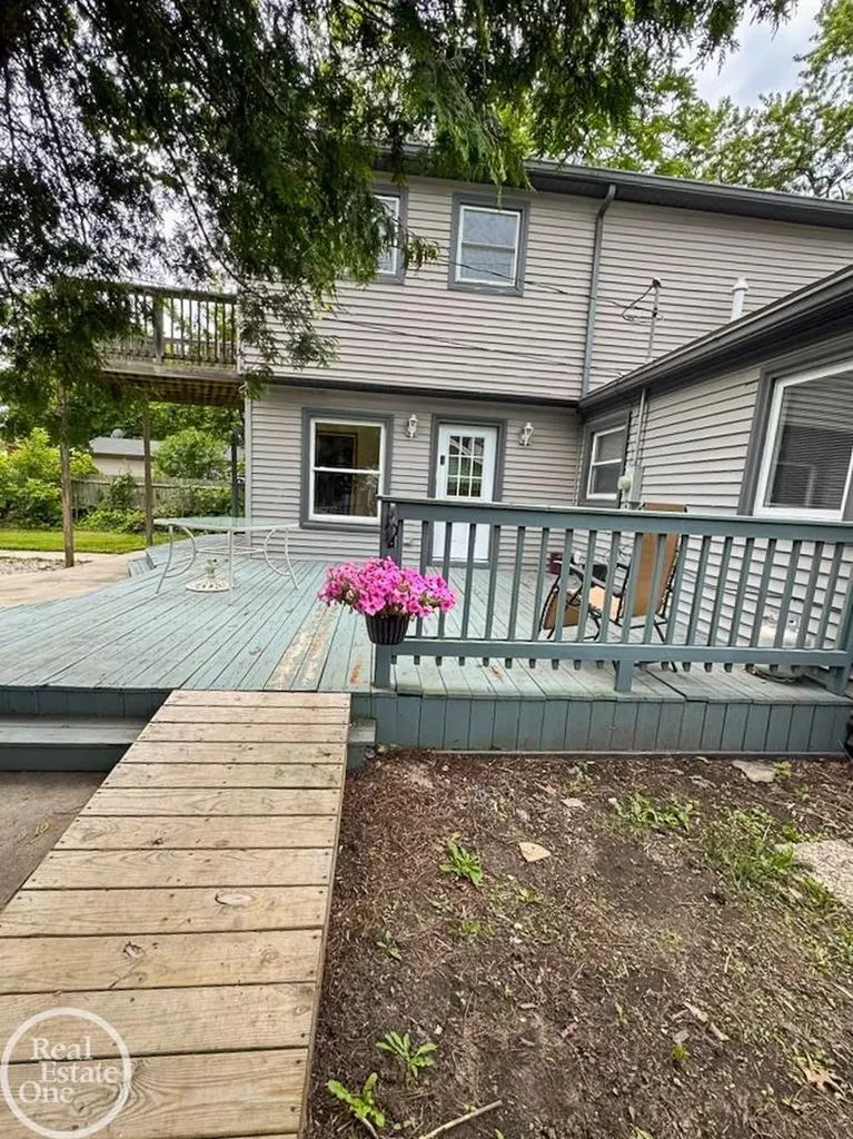 1116 Garfield Street Port Huron City MI 48060