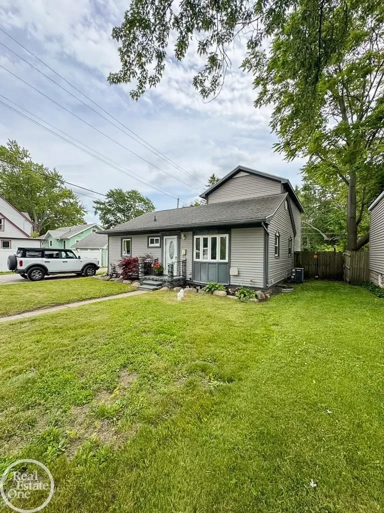 1116 Garfield Street Port Huron City MI 48060