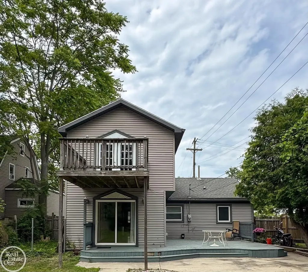 1116 Garfield Street Port Huron City MI 48060