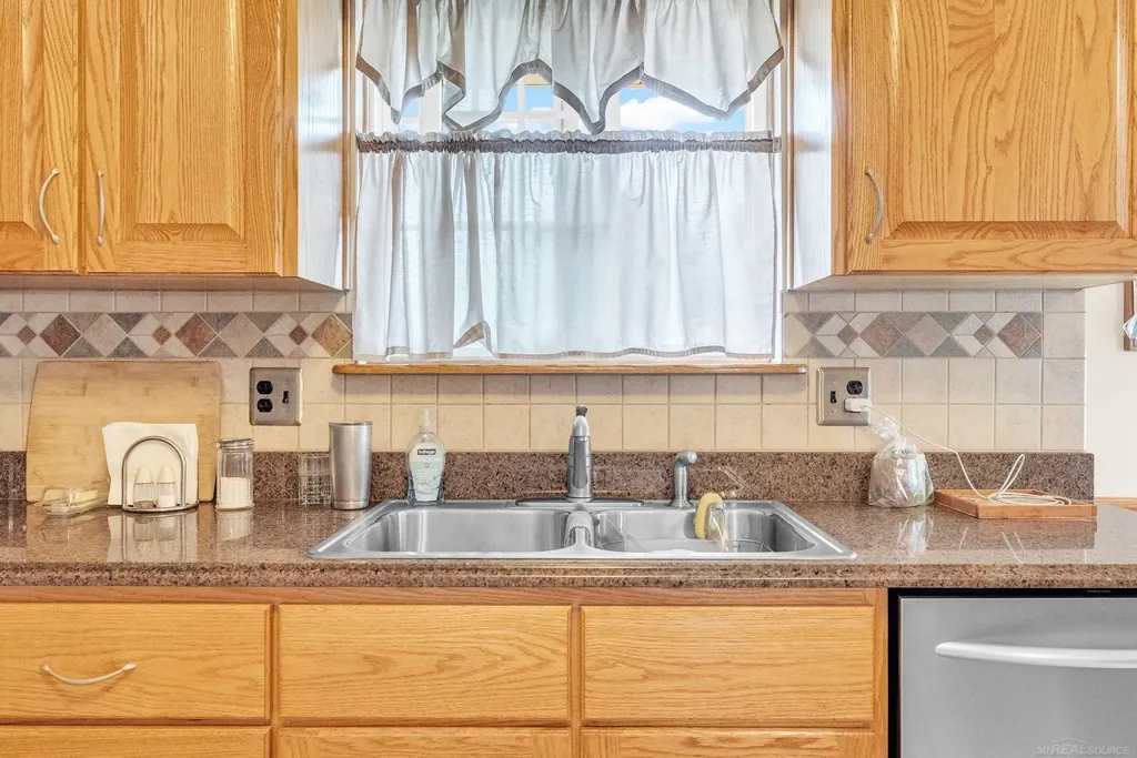 14551 Debbie Drive Sterling Heights City MI 48313