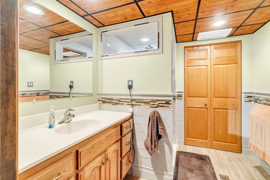 14551 Debbie Drive Sterling Heights City MI 48313