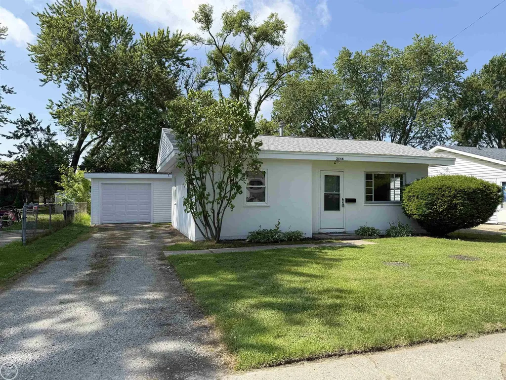2546 Spruce Street Port Huron City MI 48060