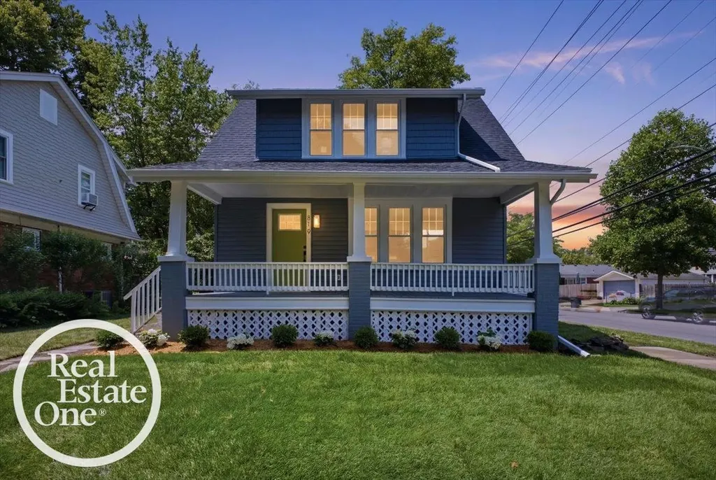 819 Notre Dame Street Grosse Pointe City MI 48230