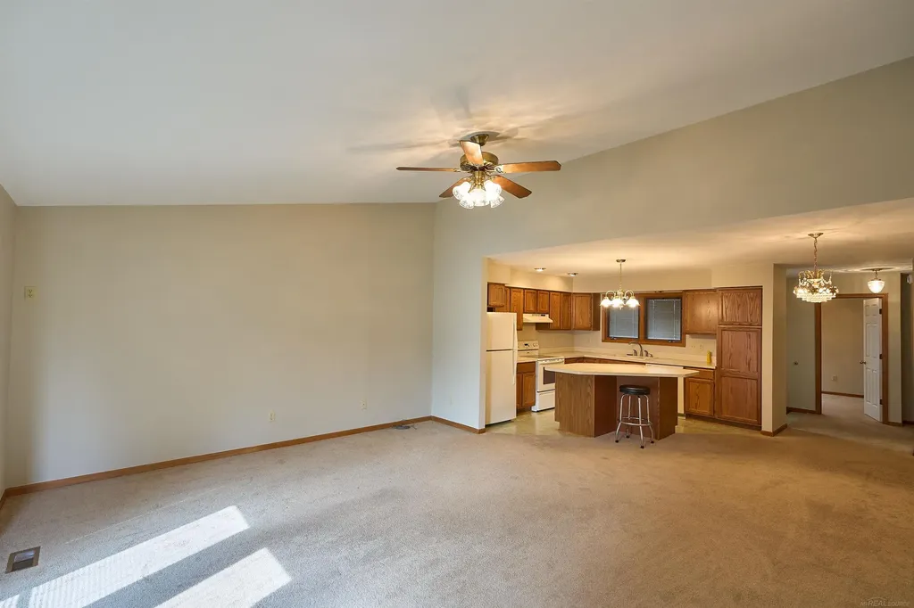 1084 Linda Drive Davison Township MI 48243