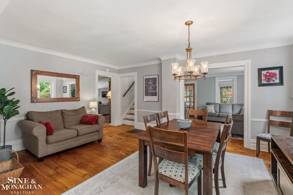 134 Kerby Road Grosse Pointe Farms City MI 48236