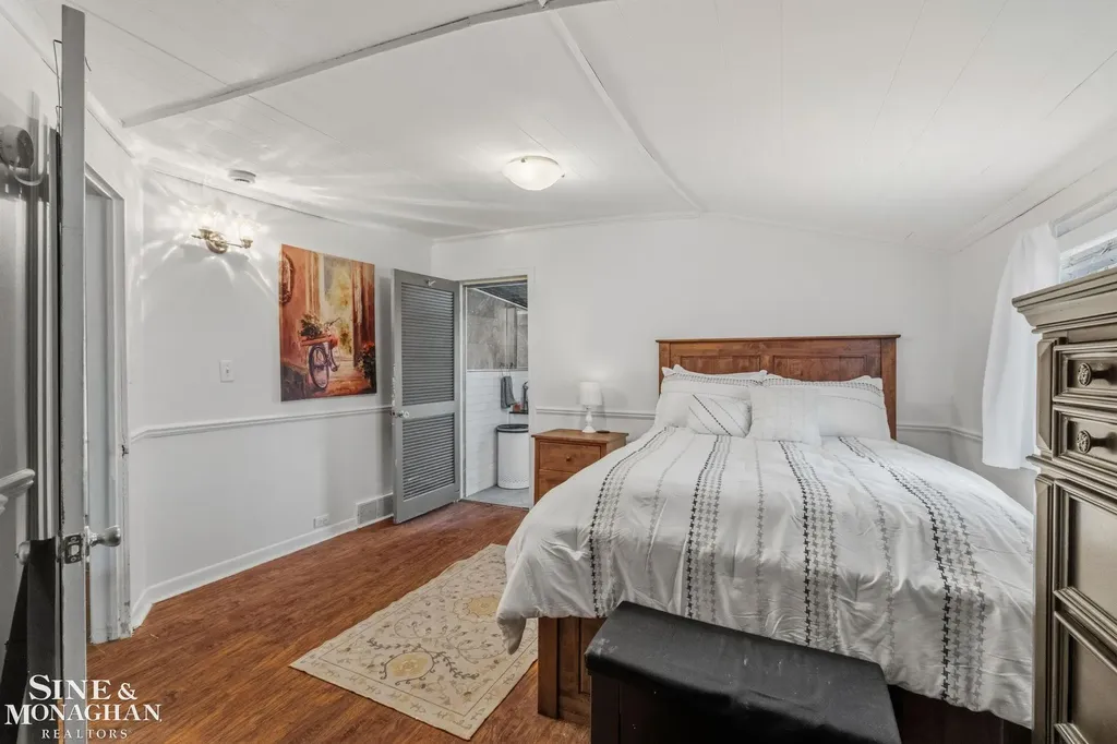 134 Kerby Road Grosse Pointe Farms City MI 48236