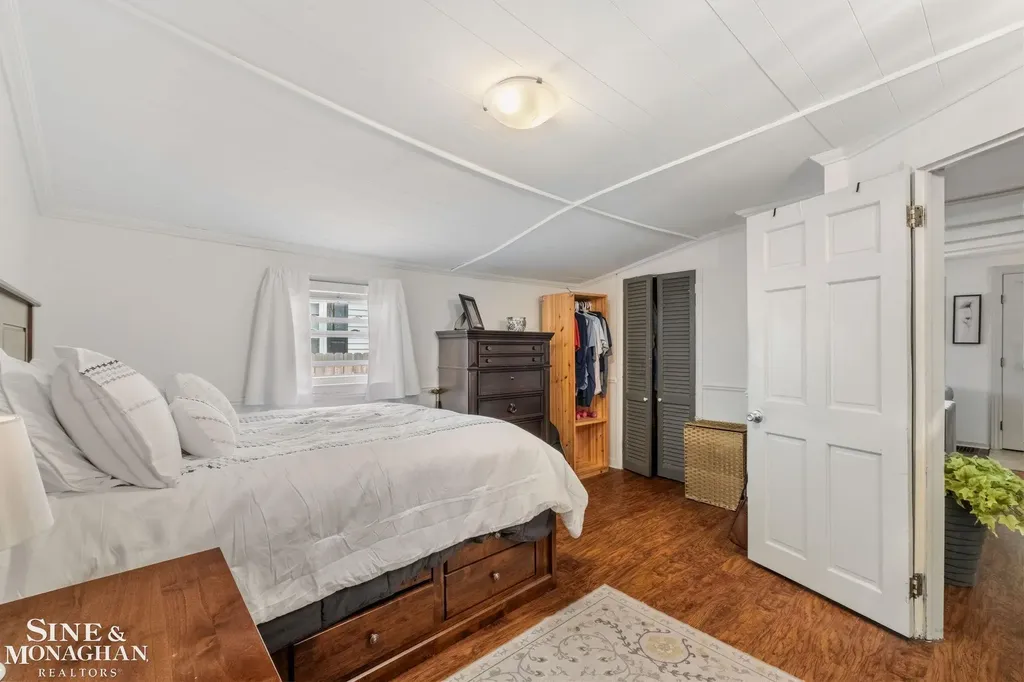 134 Kerby Road Grosse Pointe Farms City MI 48236