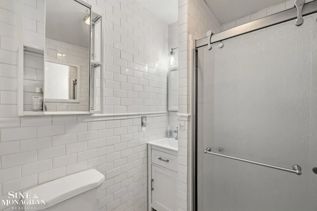 134 Kerby Road Grosse Pointe Farms City MI 48236