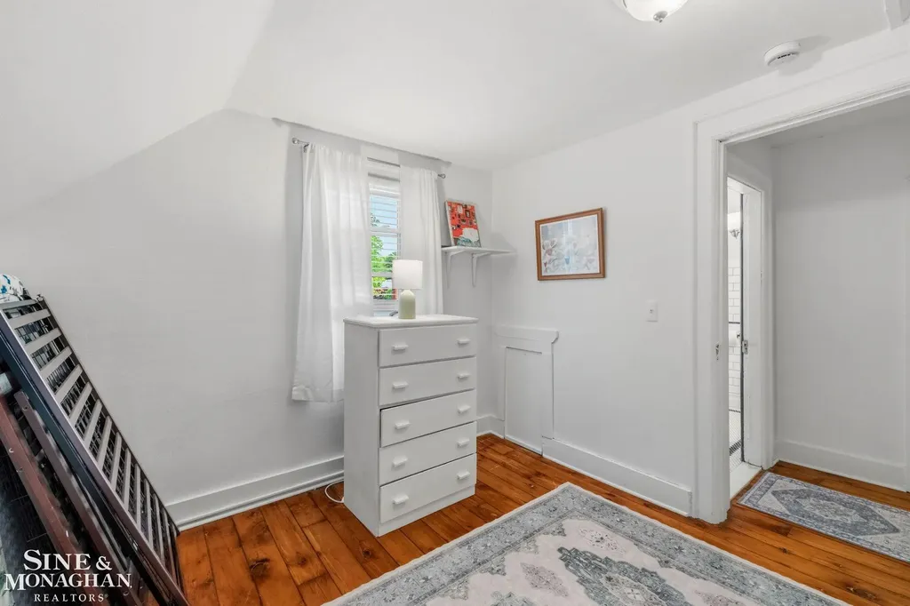 134 Kerby Road Grosse Pointe Farms City MI 48236