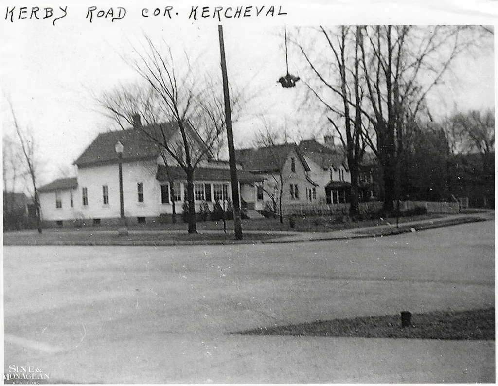 134 Kerby Road Grosse Pointe Farms City MI 48236