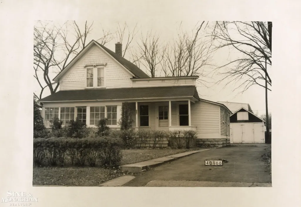 134 Kerby Road Grosse Pointe Farms City MI 48236
