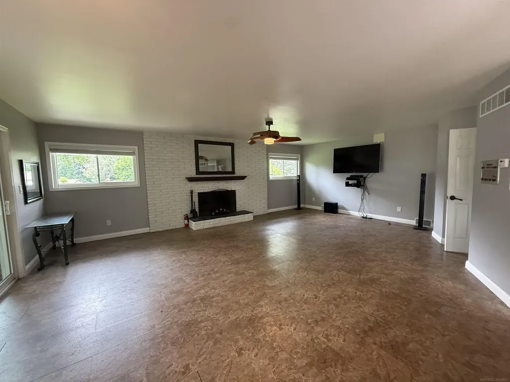 4055 Sandy Creek Drive Shelby Charter Township MI 48316
