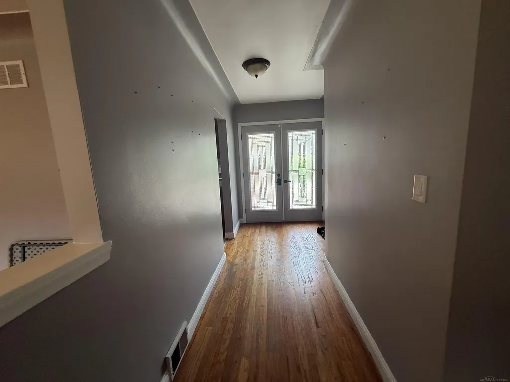4055 Sandy Creek Drive Shelby Charter Township MI 48316
