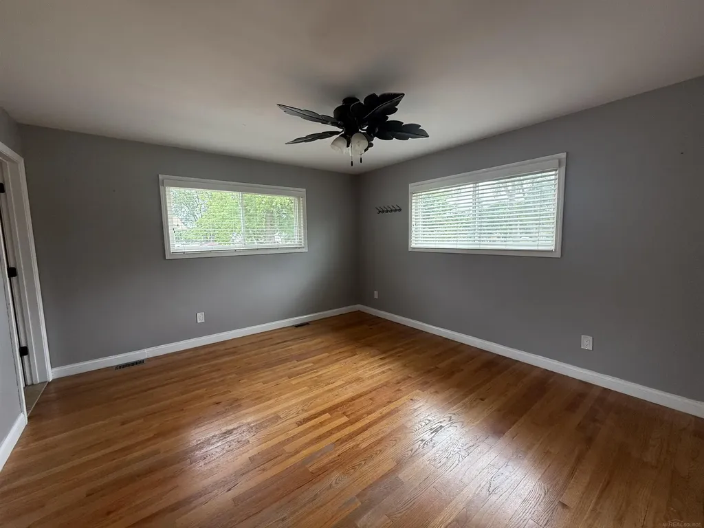 4055 Sandy Creek Drive Shelby Charter Township MI 48316