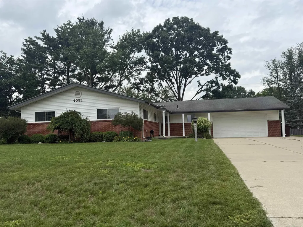 4055 Sandy Creek Drive Shelby Charter Township MI 48316