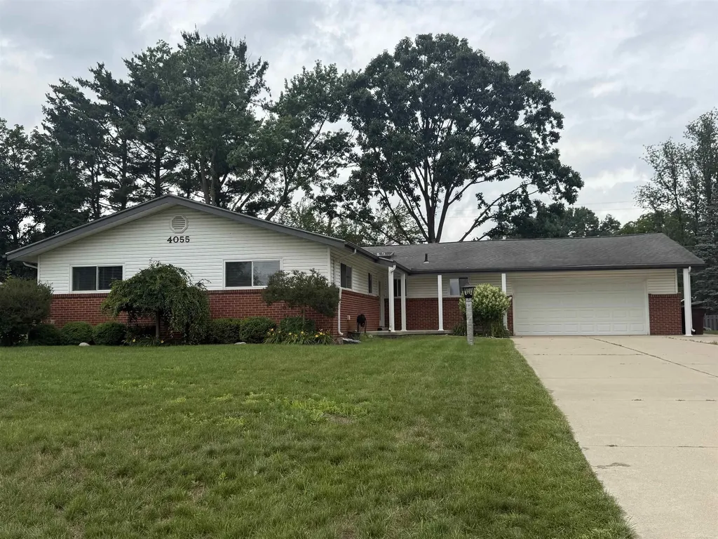 4055 Sandy Creek Drive Shelby Charter Township MI 48316