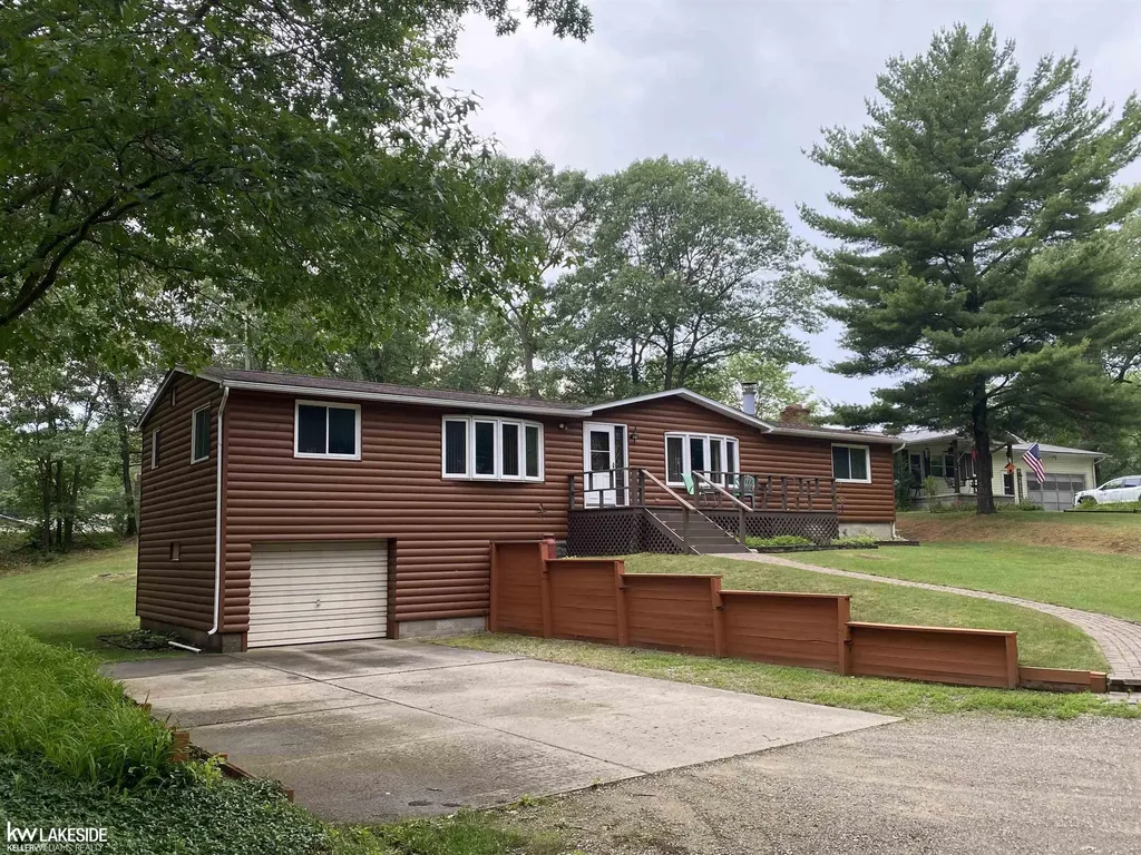 4377 Cochran Road Lake Township MI 48725